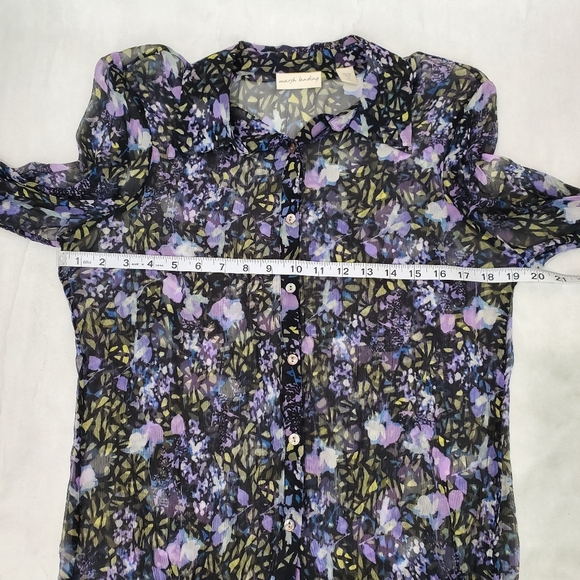 MARSH LANDING 100% Silk Black and Purple Sheer Button Up Floral Top Sz M - Picture 7 of 11